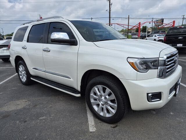 2018 TOYOTA Sequoia