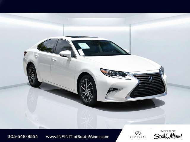 2018 LEXUS ES