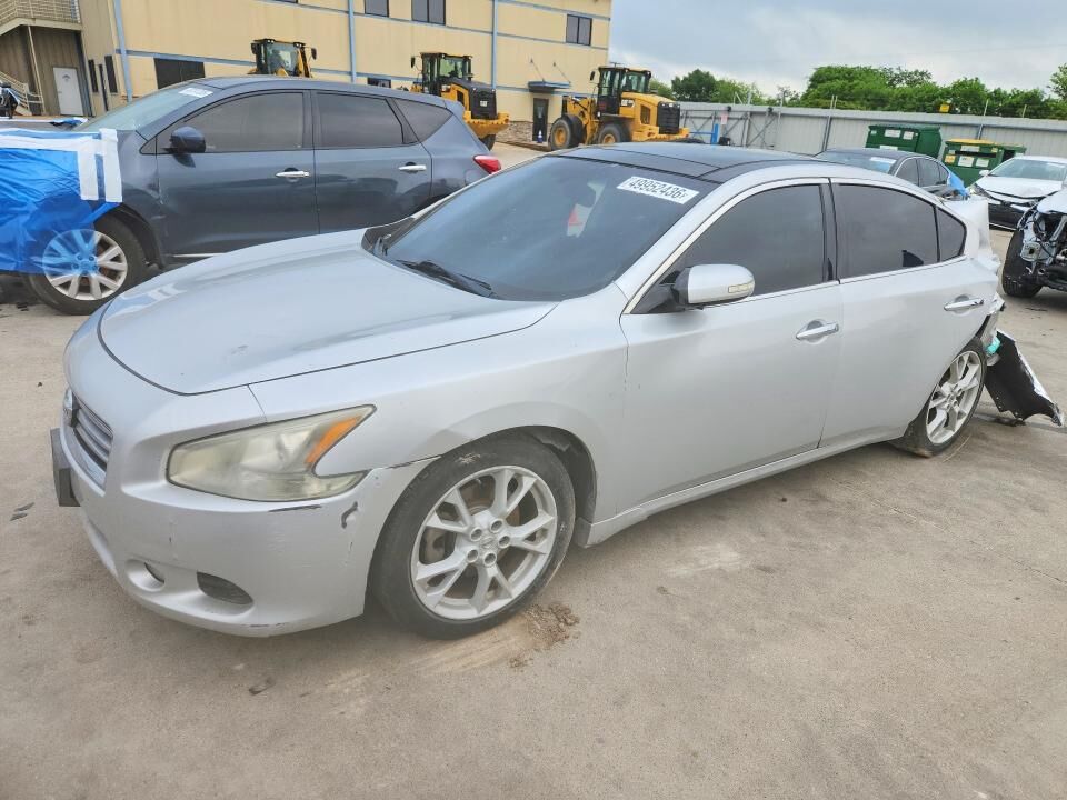 2014 NISSAN Maxima