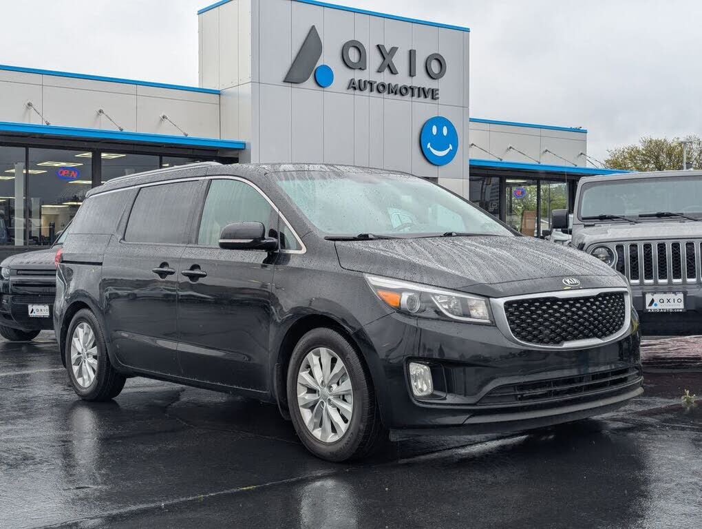 2015 KIA Sedona