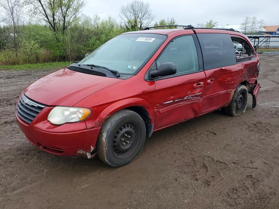 2005 CHRYSLER Town and Country