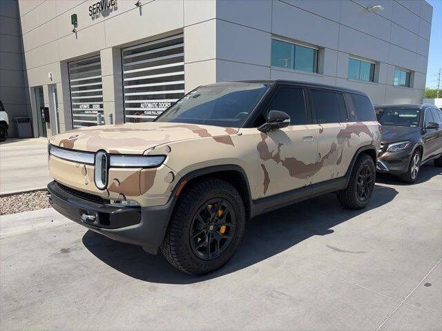 2023 RIVIAN R1S