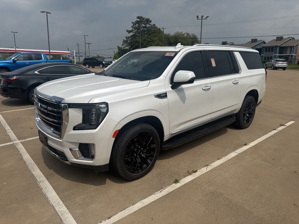 2022 GMC Yukon XL