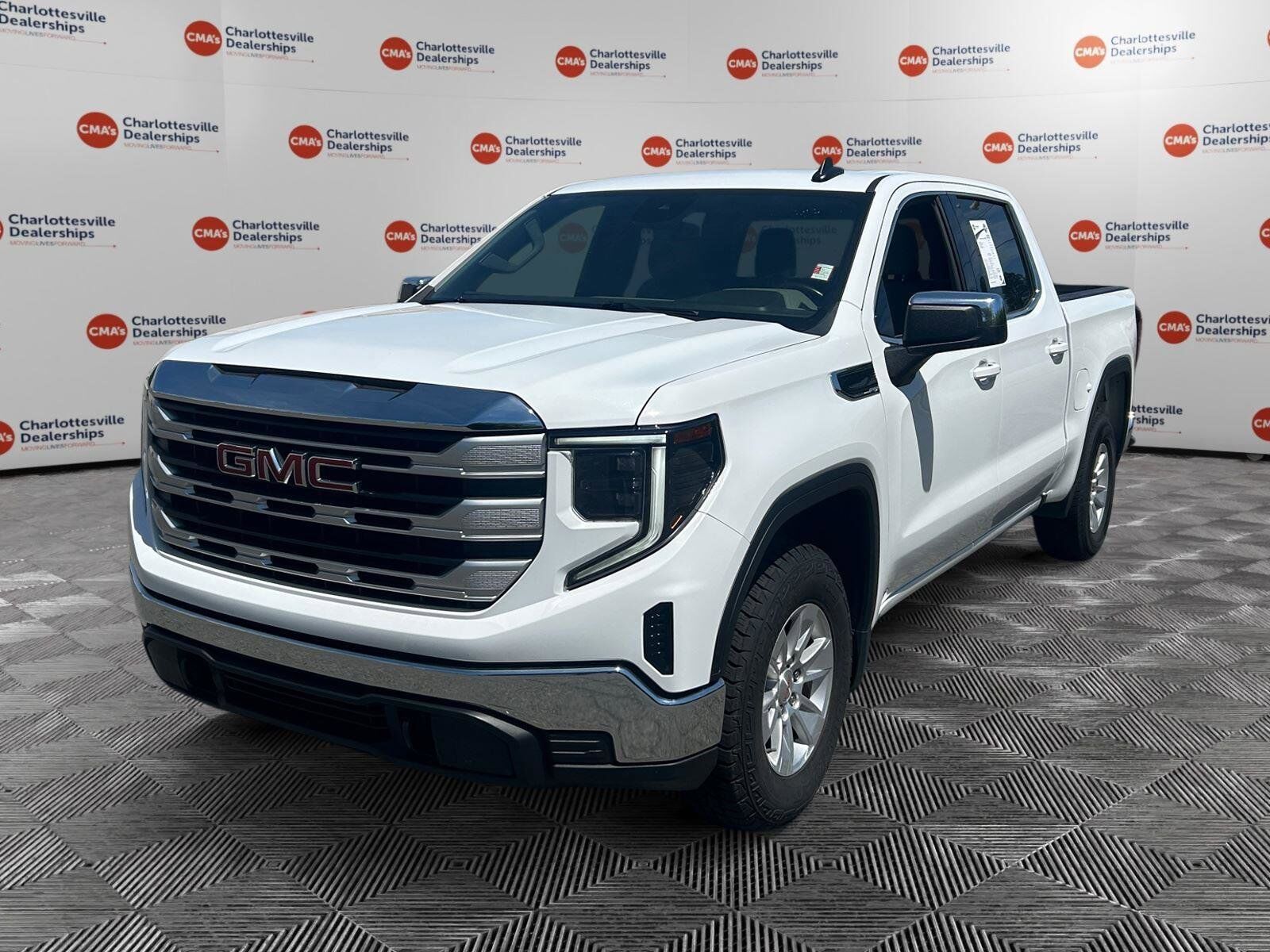 2024 GMC Sierra