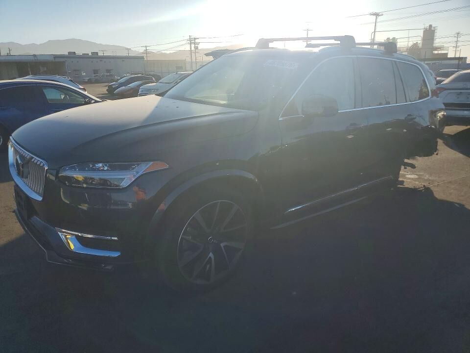 2024 VOLVO XC90