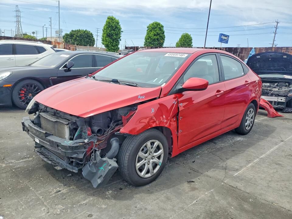 2013 HYUNDAI Accent
