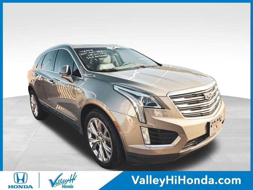 2017 CADILLAC XT5