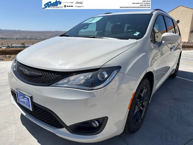2020 CHRYSLER Pacifica