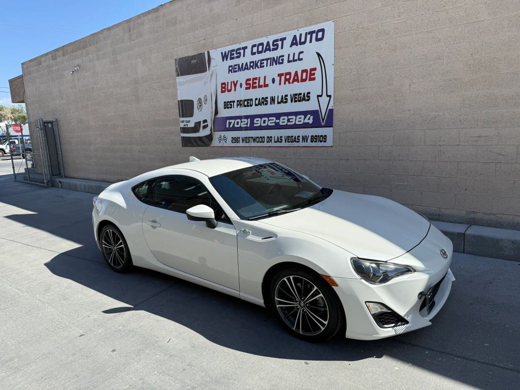 2016 TOYOTA Scion