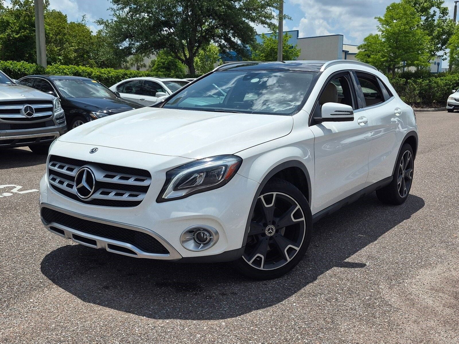 2019 MERCEDES-BENZ GLA-Class