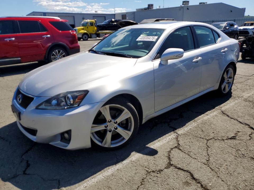 2011 LEXUS IS