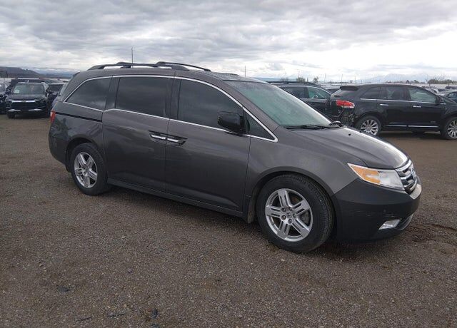 2011 HONDA Odyssey