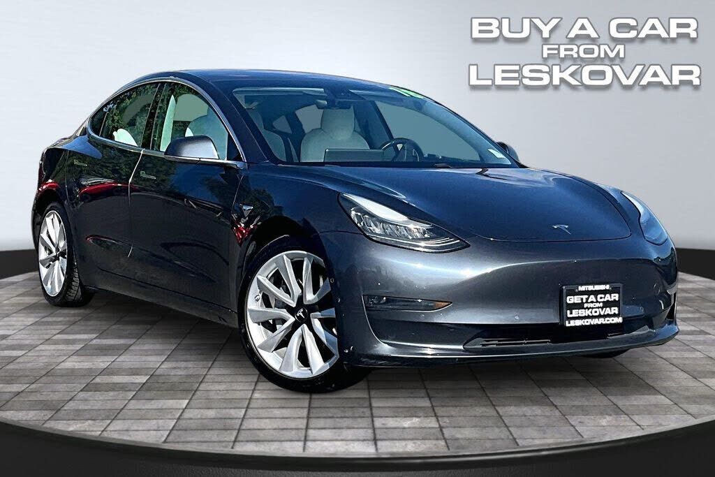 2018 TESLA Model 3