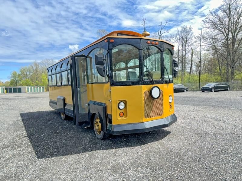 2006 FREIGHTLINER MB Chassis