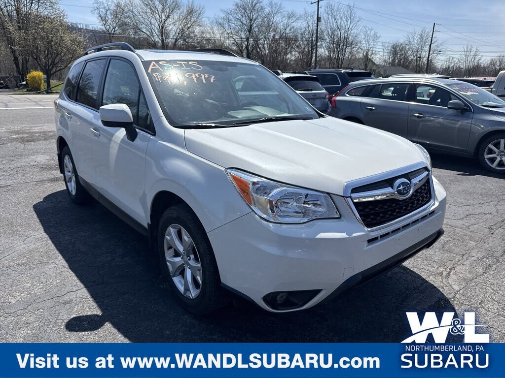 2016 SUBARU Forester