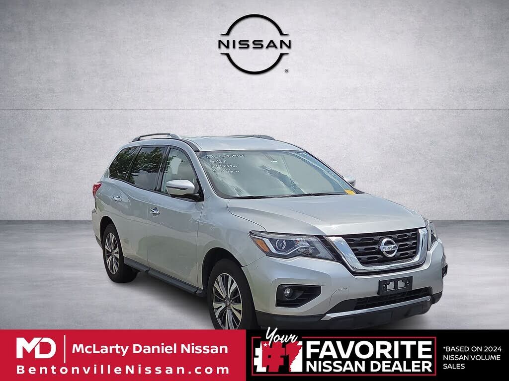 2020 NISSAN Pathfinder
