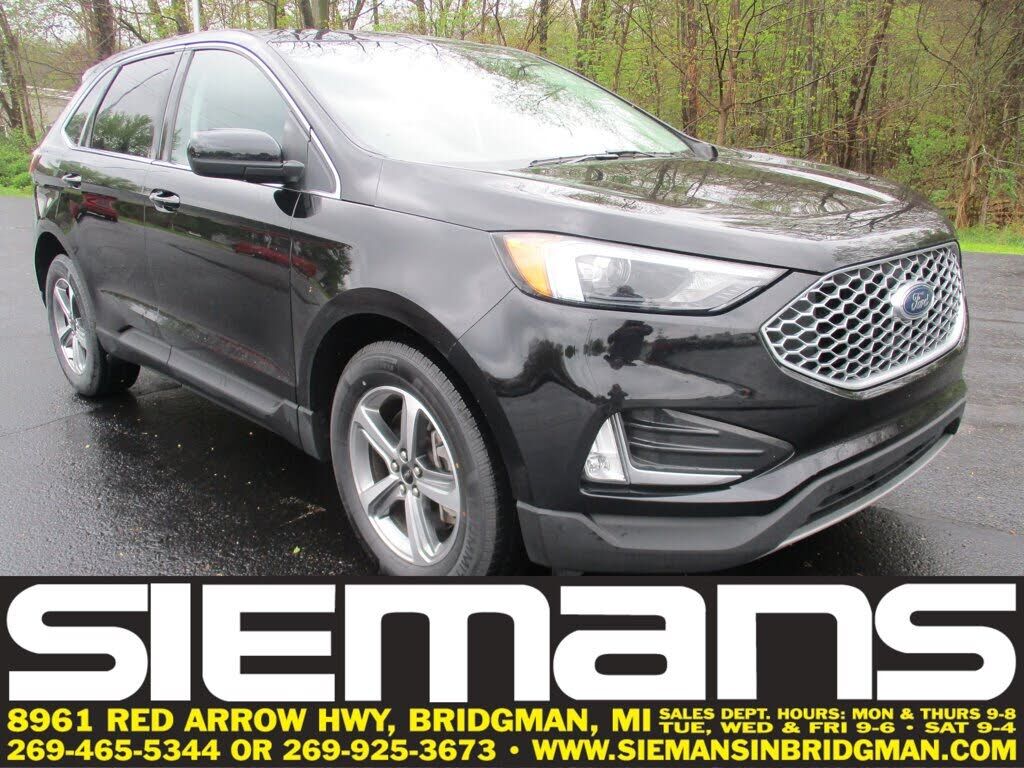 2023 FORD Edge