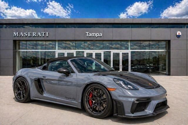 2024 PORSCHE 718