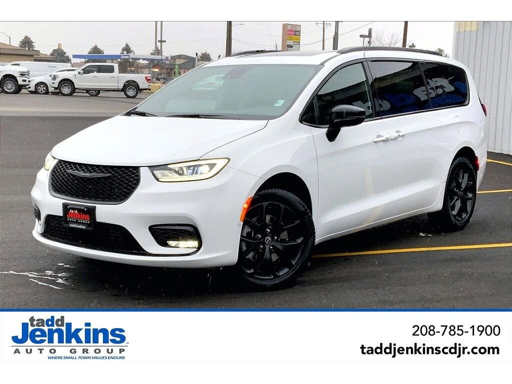 2026 CHRYSLER Pacifica