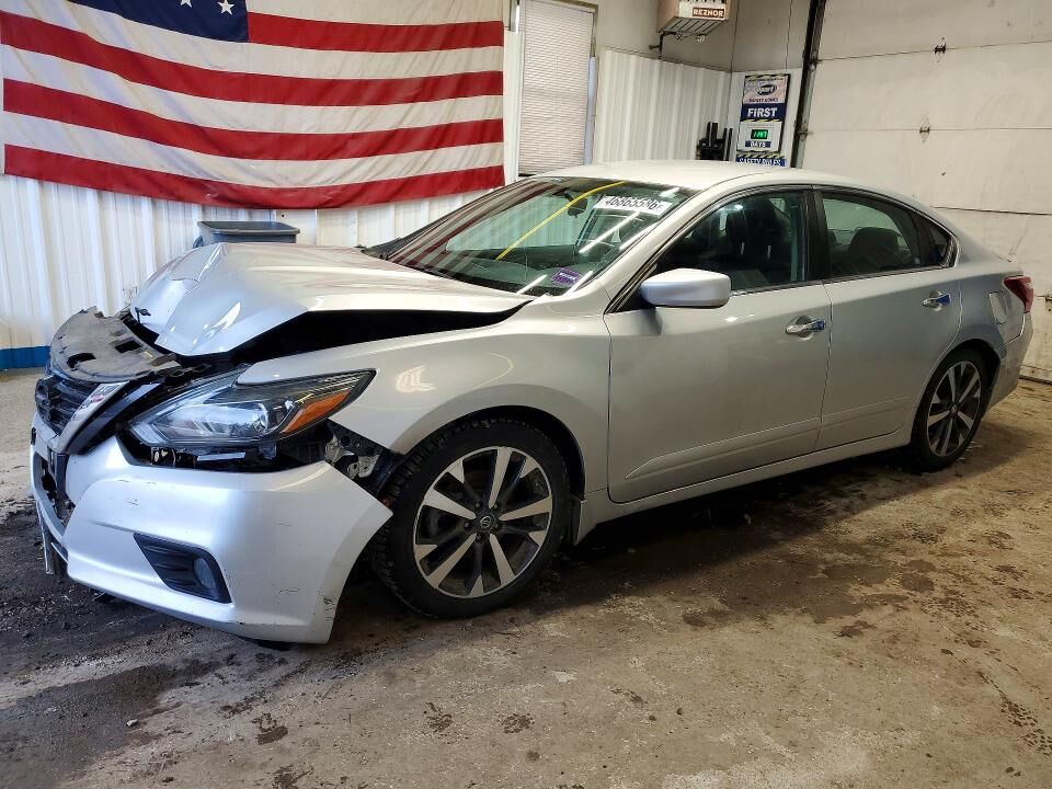 2017 NISSAN Altima