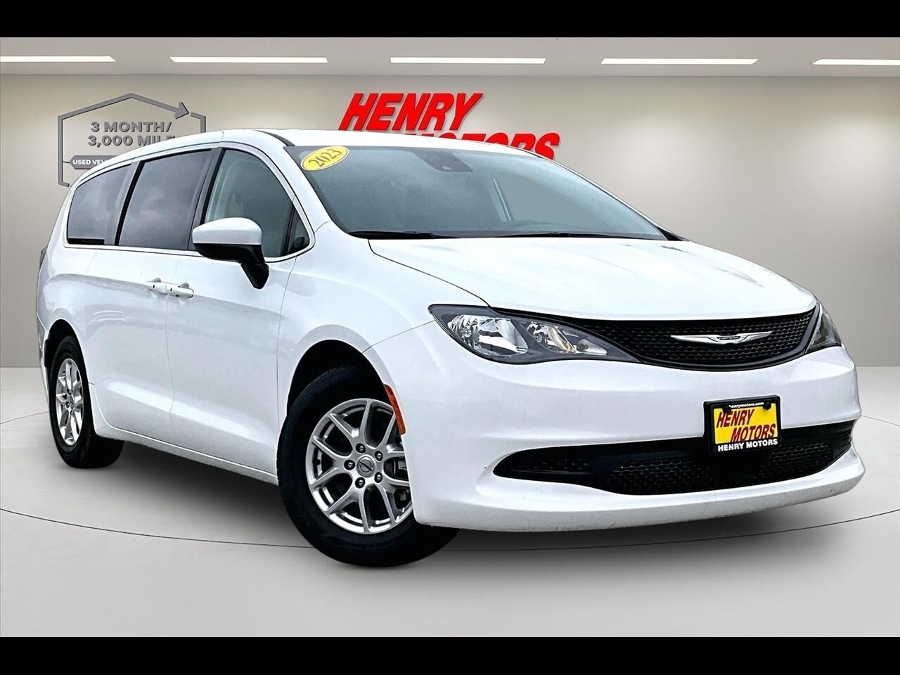 2023 CHRYSLER Voyager