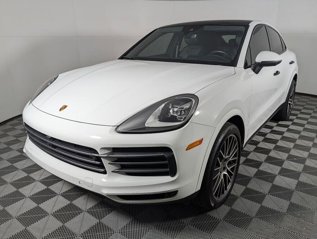 2023 PORSCHE Cayenne