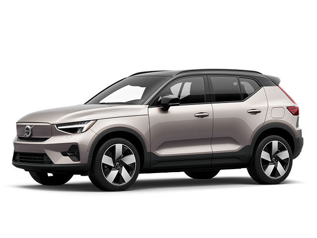 2023 VOLVO XC40