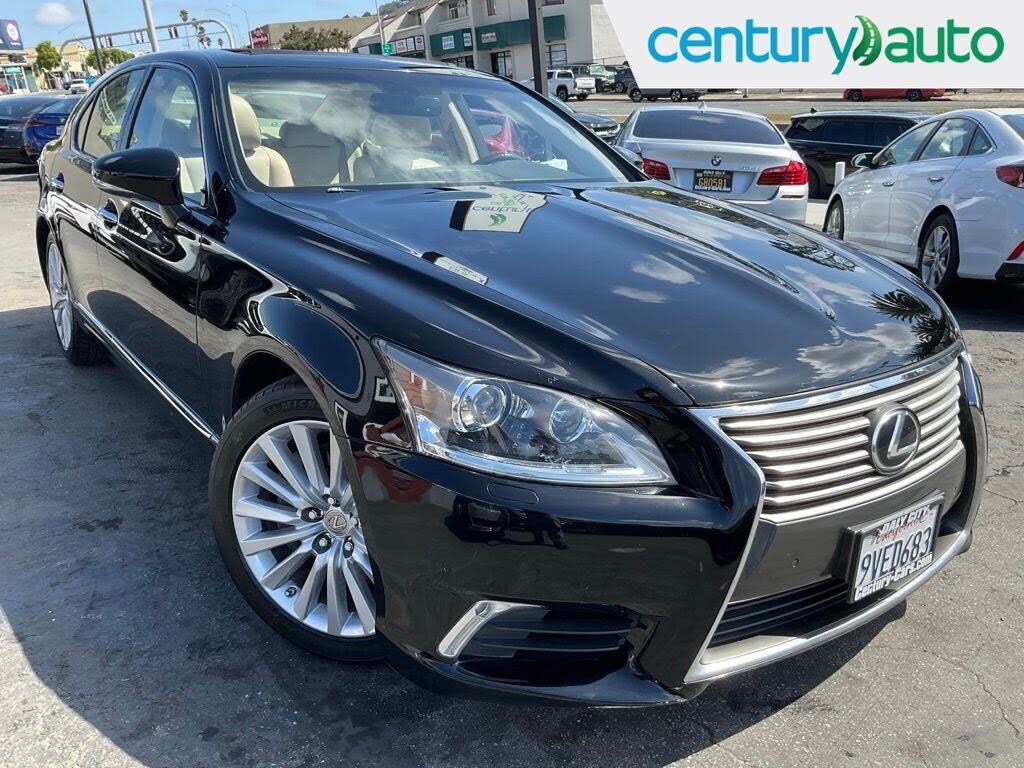 2016 LEXUS LS