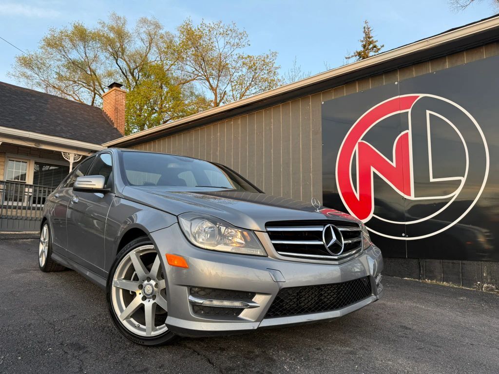 2014 MERCEDES-BENZ C-Class