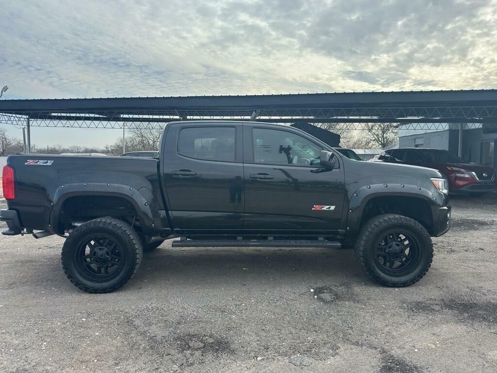 2017 CHEVROLET Colorado
