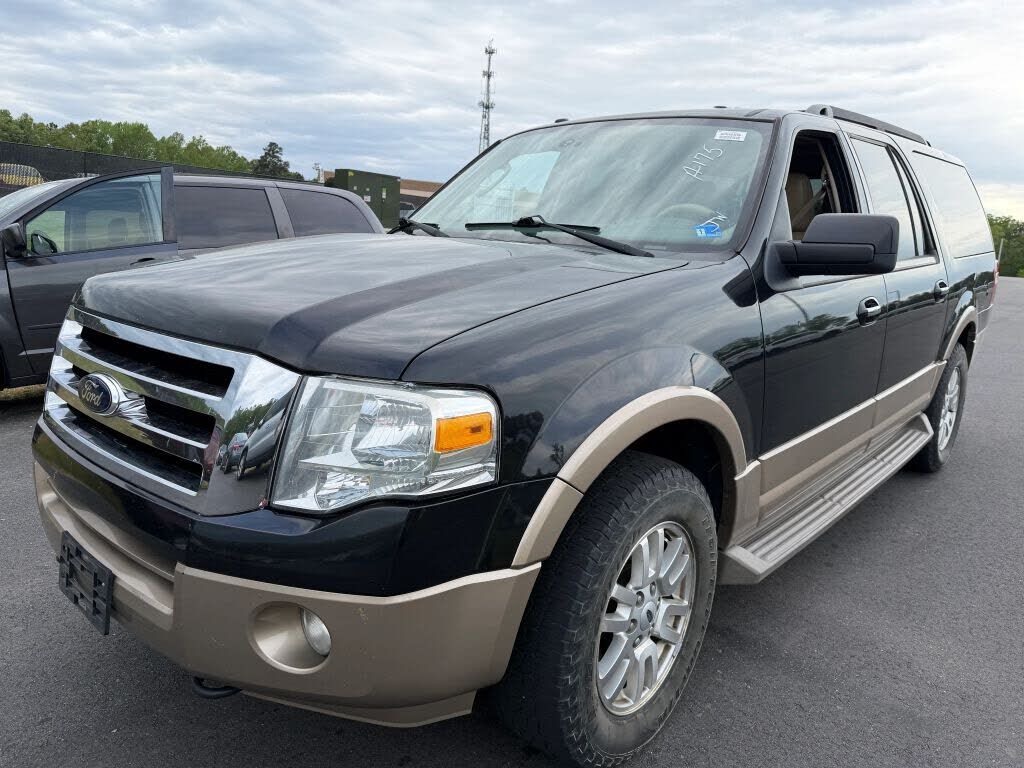2013 FORD Expedition