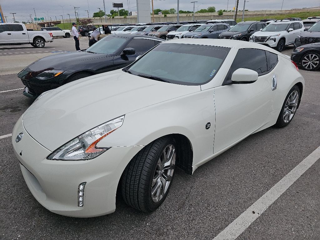 2014 NISSAN 370Z