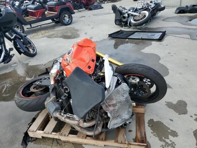2022 SUZUKI GSX-R750
