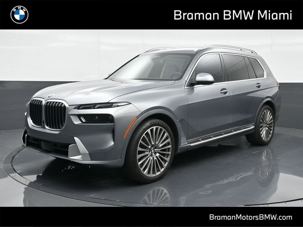 2023 BMW X7