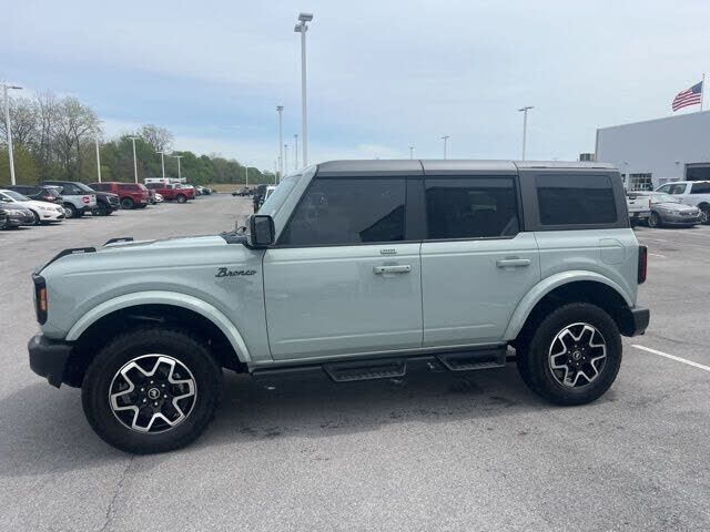2023 FORD Bronco