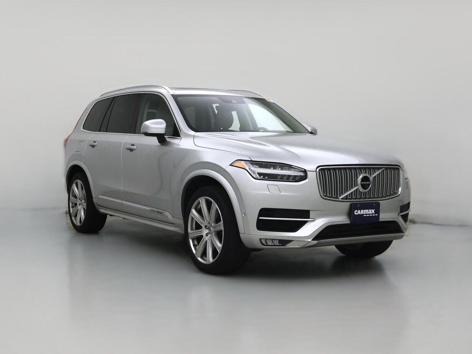 2019 VOLVO XC90