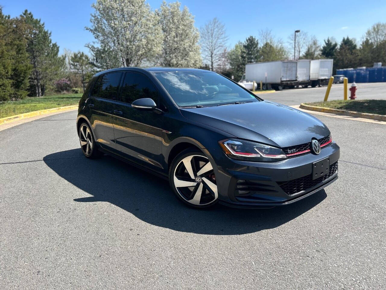2018 VOLKSWAGEN Golf GTI