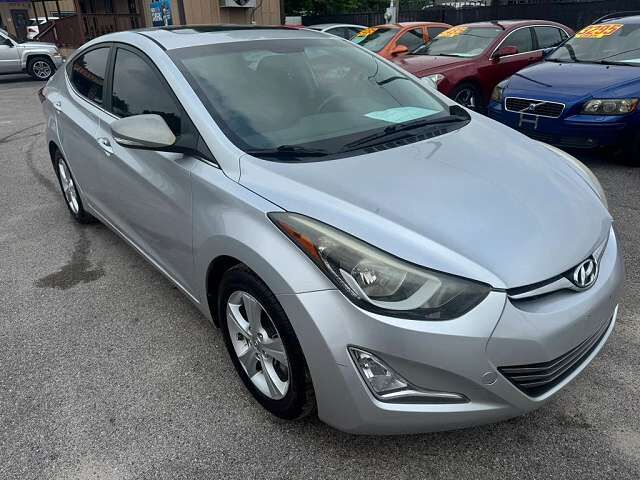 2016 HYUNDAI Elantra