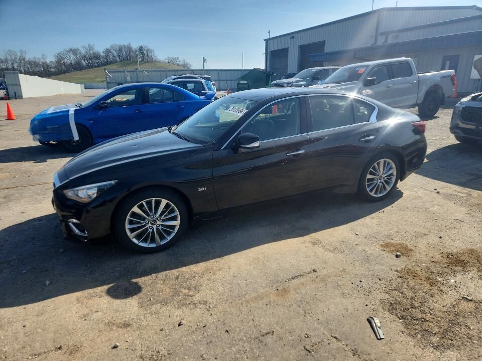 2018 INFINITI Q50