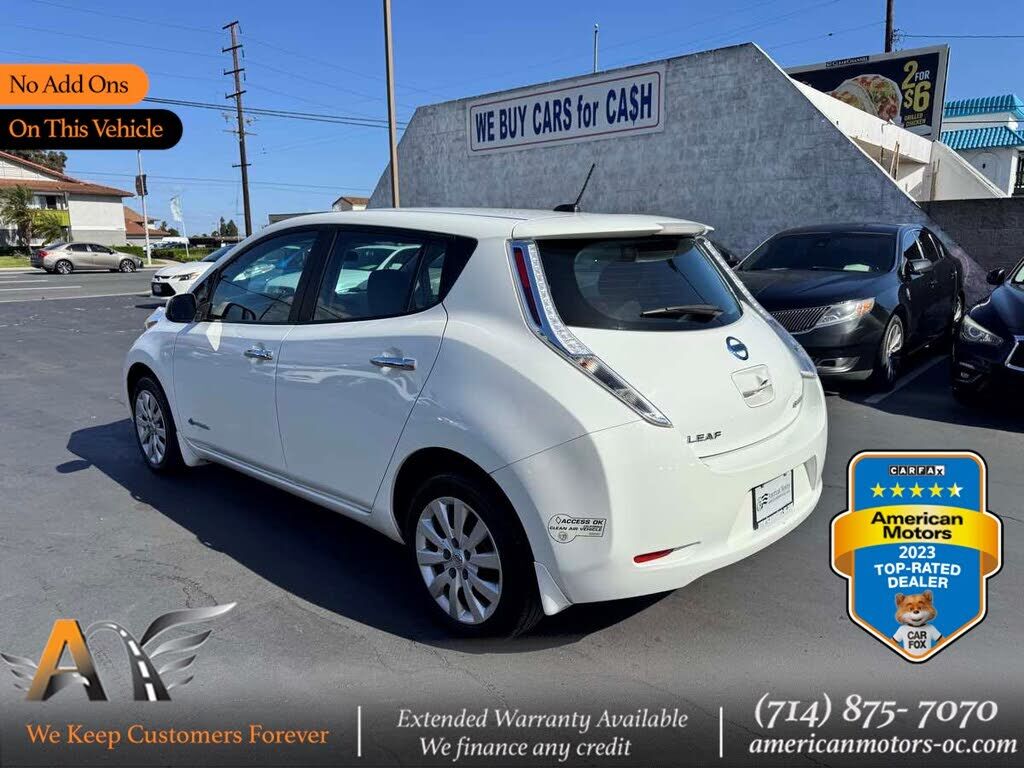 2015 NISSAN Leaf