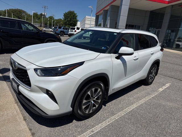 2023 TOYOTA Highlander