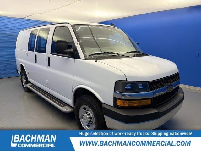 2024 CHEVROLET Express