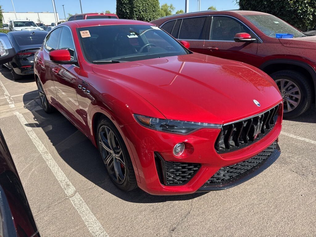 2022 MASERATI Levante