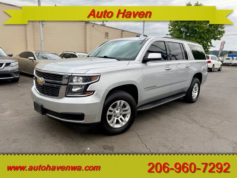 2017 CHEVROLET Suburban