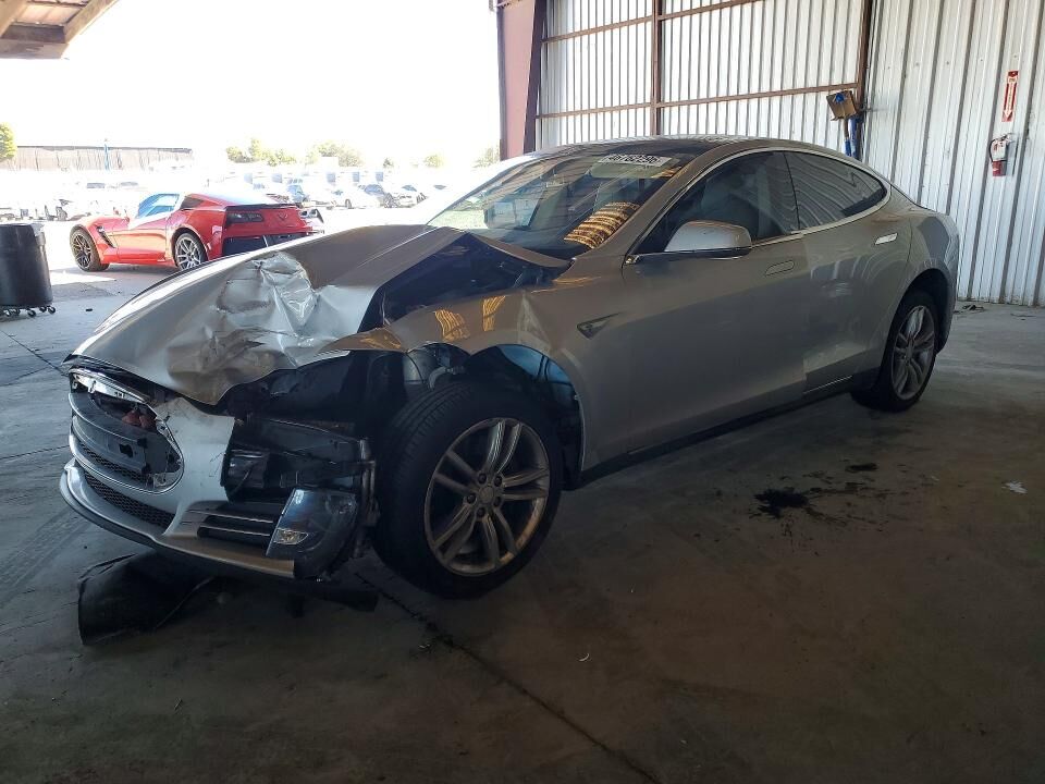2013 TESLA Model S