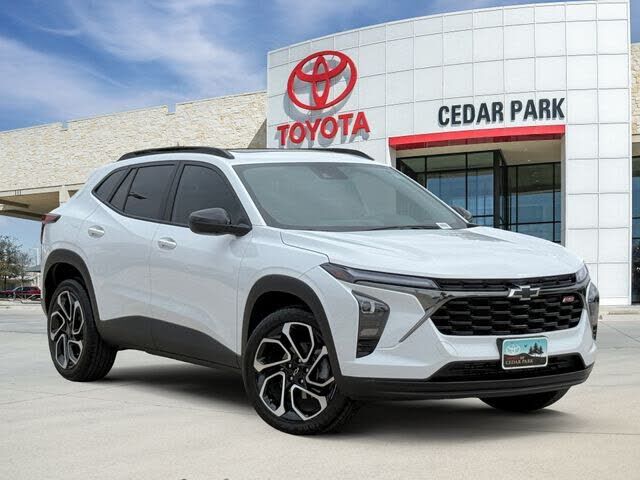 2025 CHEVROLET Trax