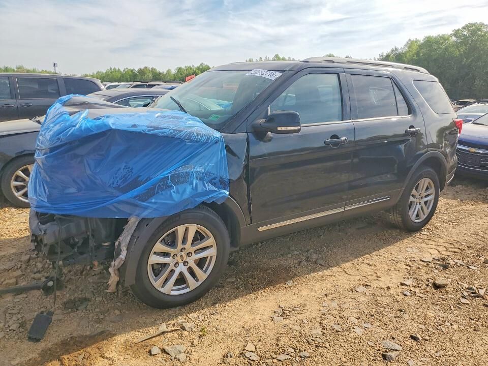 2018 FORD Explorer