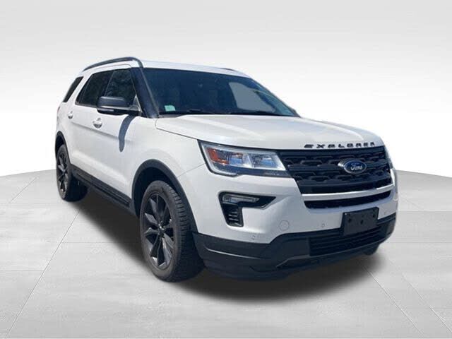 2018 FORD Explorer