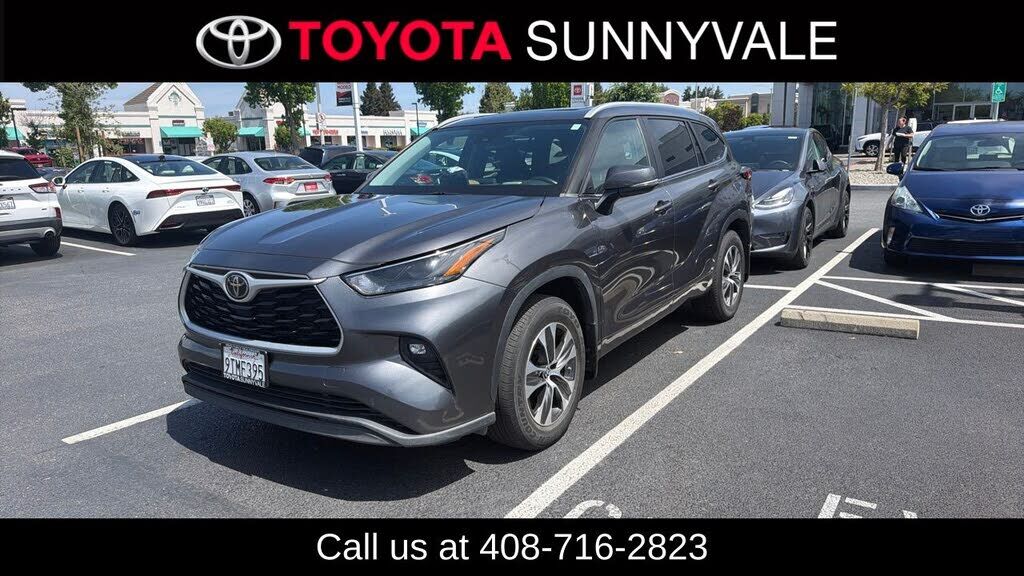 2023 TOYOTA Highlander