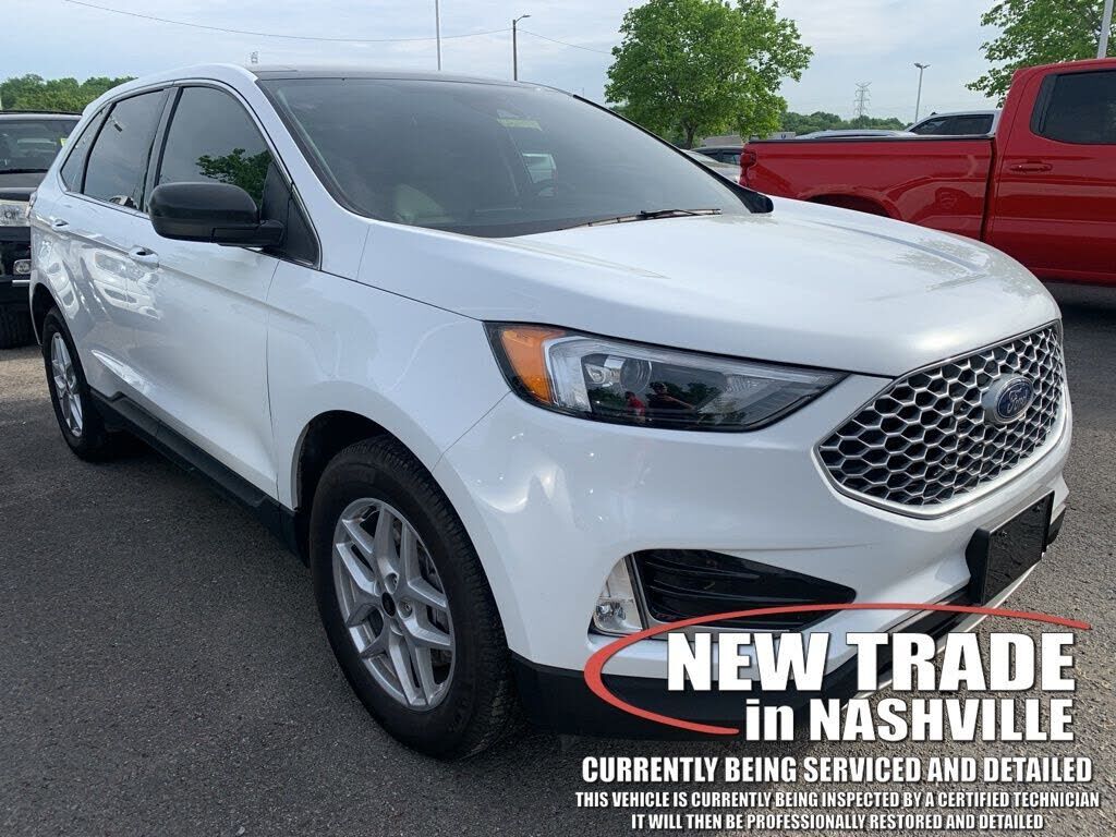 2023 FORD Edge